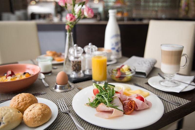 Фото Rubin Wellness & Conference Hotel