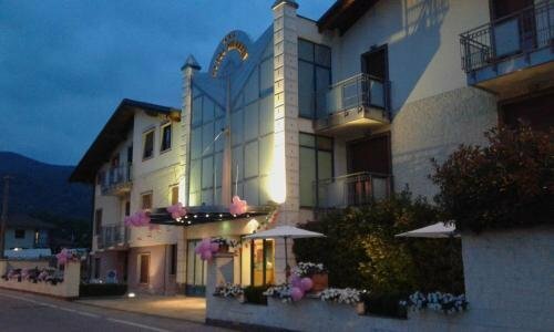 Гостиница Hotel Ceretto