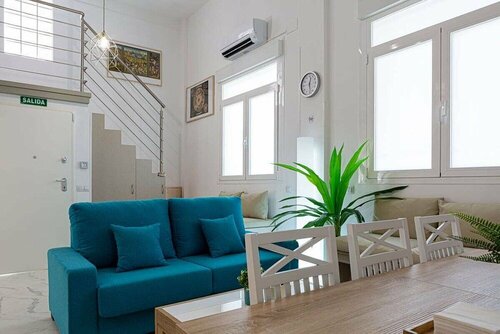 2bdr Duplex for 9px in Hortaleza Near Metro