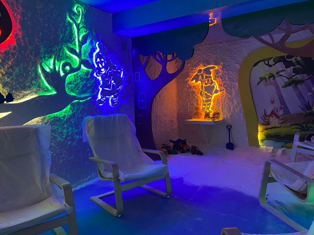 Cueva de sal Solyanaya peshchera i studiya razvitiya Mental Momental, , foto