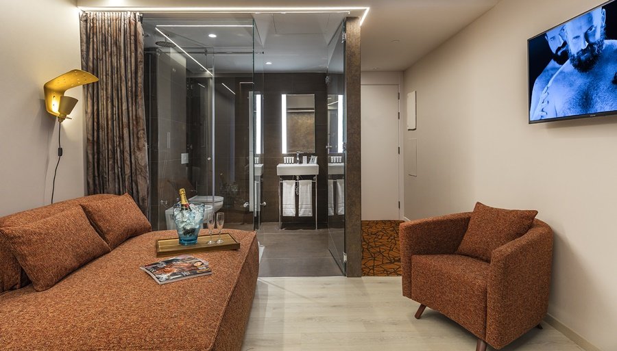 Фото Отель Axel San Sebastián - Adults Only