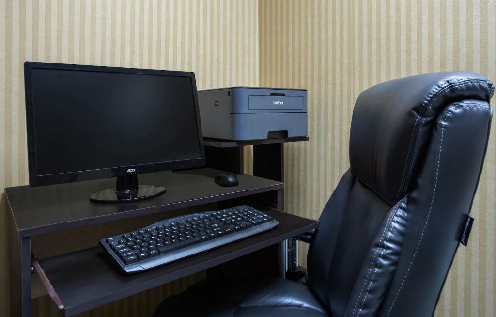 Фото Days Inn by Wyndham Runnemede Philadelphia Area