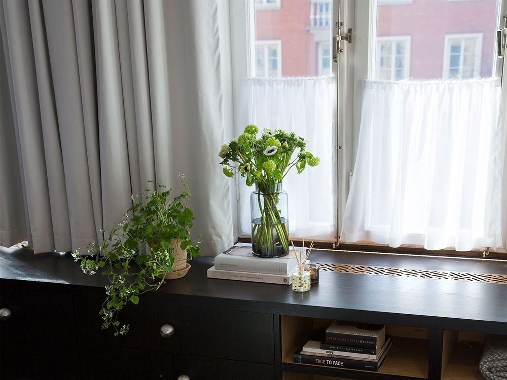 Фото Miss Clara by Nobis