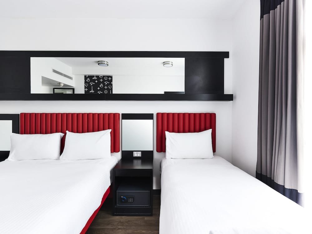 Фото Essence Hotel Carlton