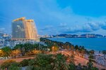 Luoke Platinum Sea View Hotel