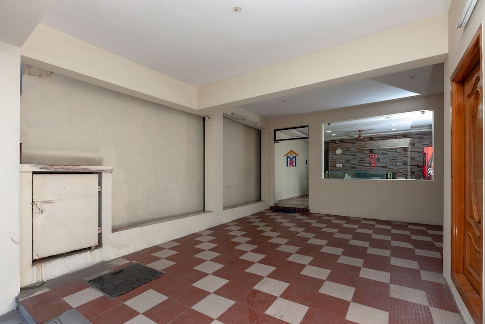 Фото Oyo 1223 Maruthi Residency