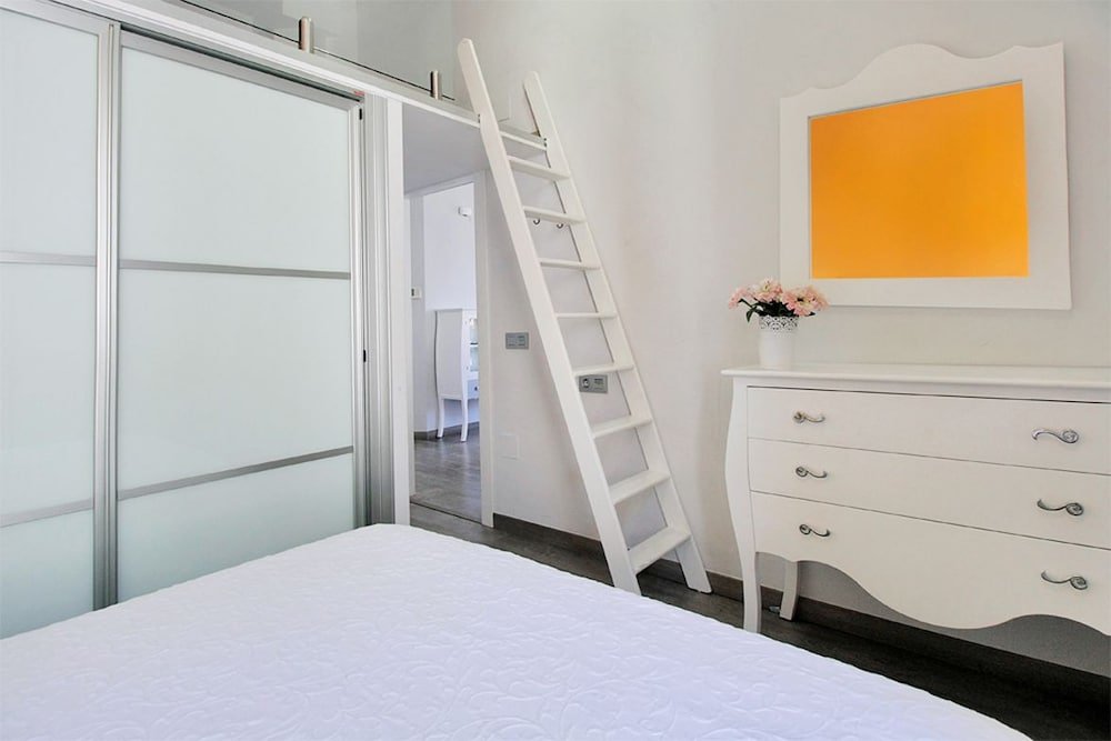 Фото Luxury Penthouse Historical Center