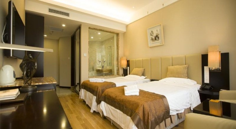 Фото Ac Embassy Hotel