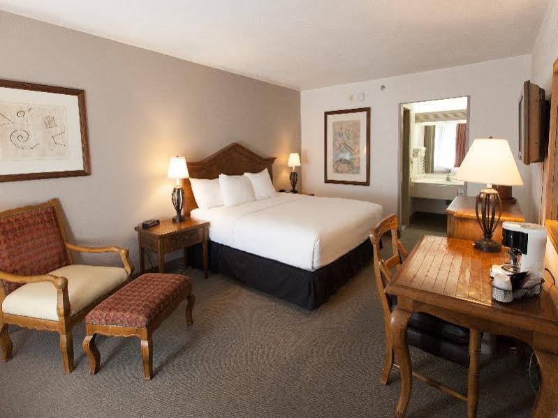 Фото Hotel Adeline, Scottsdale, a Tribute Portfolio Hotel