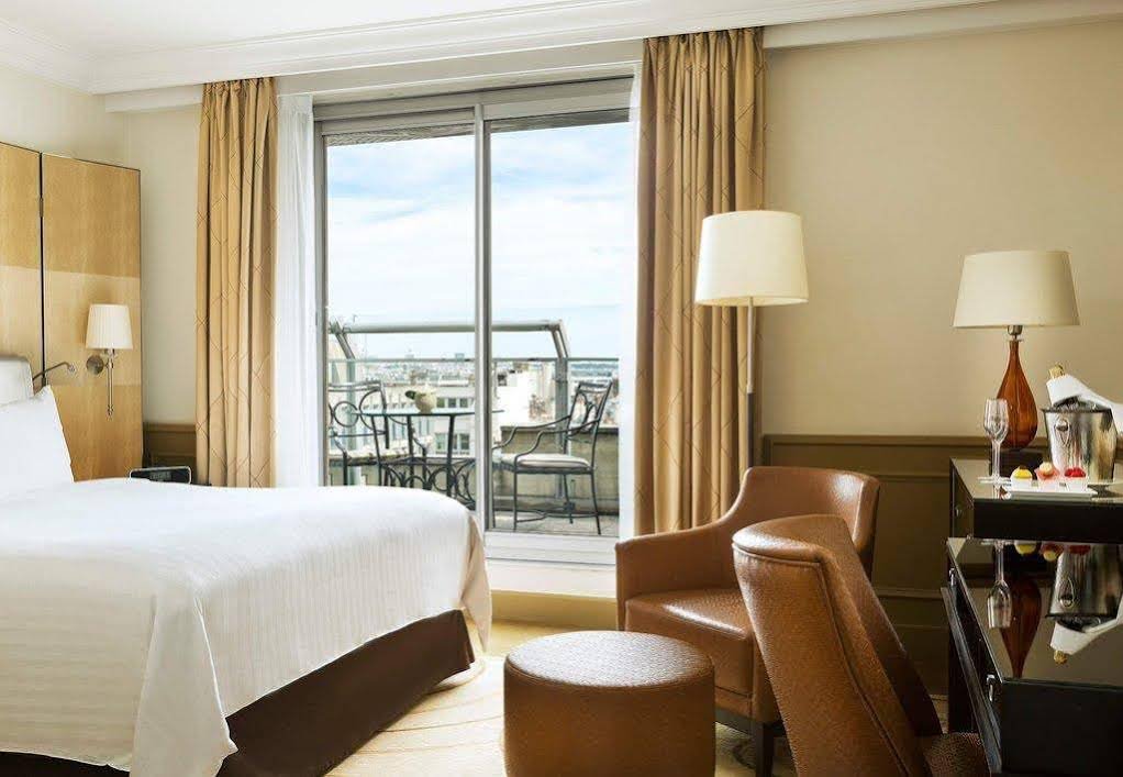 Фото Paris Marriott Champs Elysees Hotel