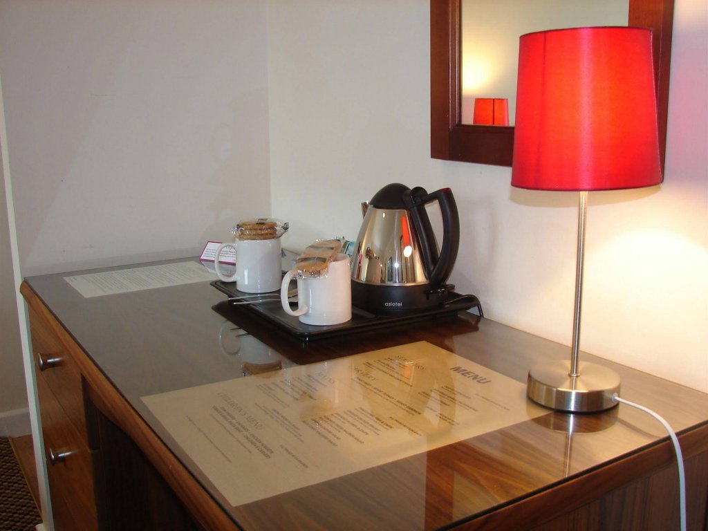 Фото The Angel Hotel