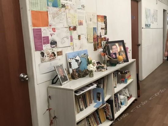 Фото The Bodhi Lodge - Hostel