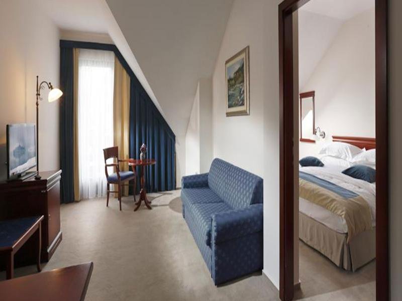 Фото Hotel Kompas