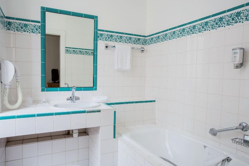 Фото Hotel Vacances Bleues Provinces Opera