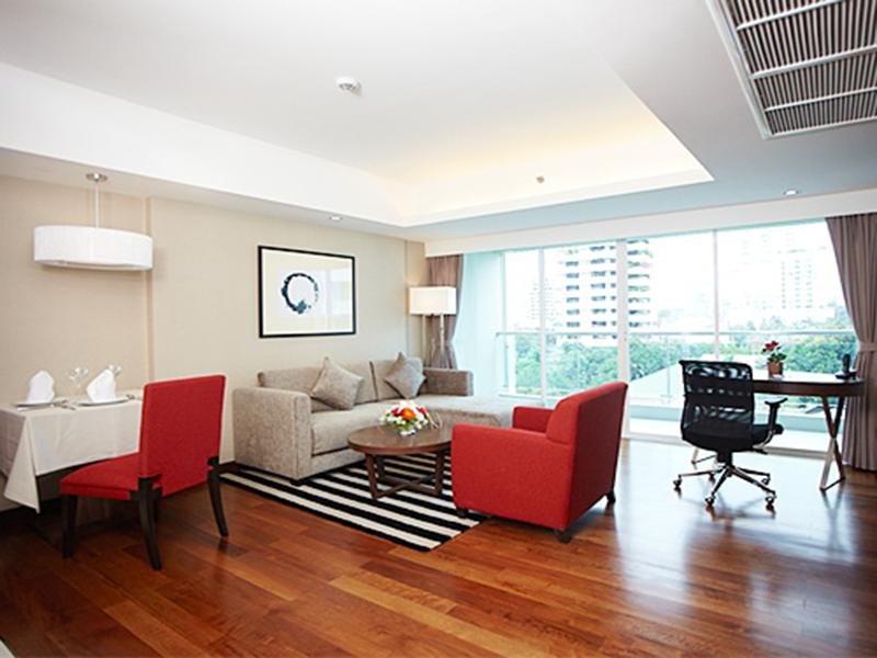 Фото Novotel Living Bangkok Sukhumvit Legacy