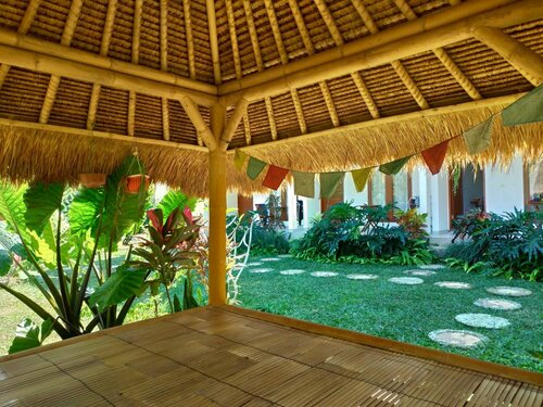 Апартаменты Lala Homestay Bingin