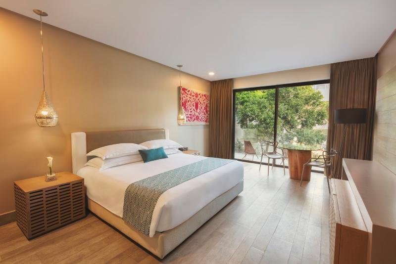 Фото Live Aqua Boutique Resort Playa del Carmen