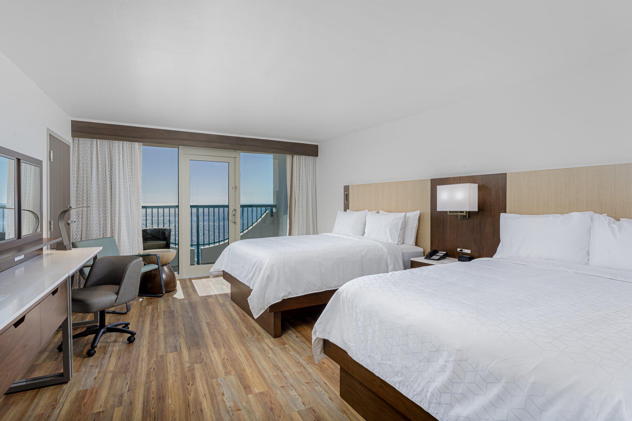 Фото Holiday Inn Express Pensacola Beach, an Ihg Hotel