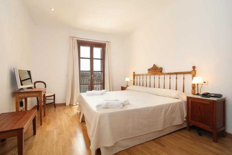 Фото Mon Boutique Hotel