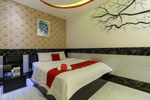 Гостиница RedDoorz near Gia Dinh International Hospital 4 в Хошимине