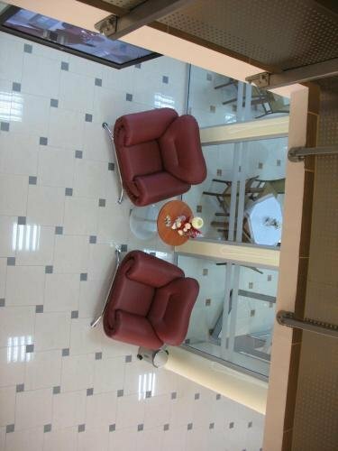 Гостиница Mct в Яроцине