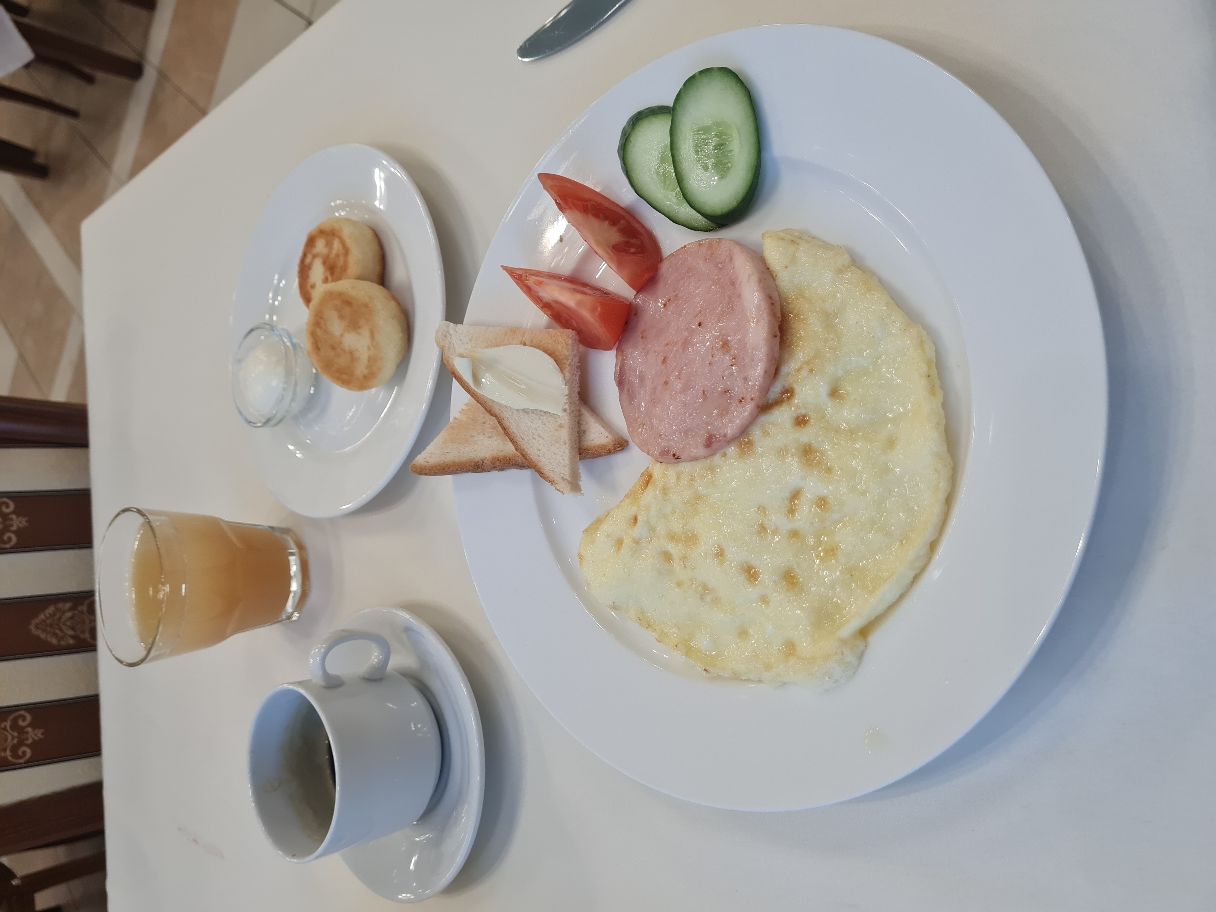 Фото Business Hotel