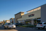 Rose Pavilion (United States, Pleasanton, 4225 Rosewood Drive), centro comercial