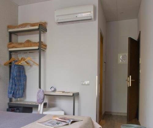 Фото Hostal Benidorm