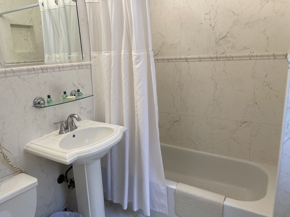 Фото Chelsea International Hostel