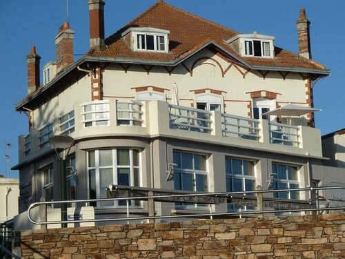 Внешний вид отеля Le Grand Large в Ле Бернери-ан-Ре, фото 4