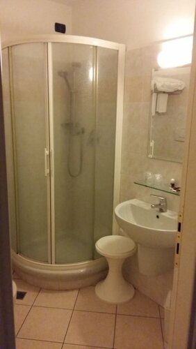 Гостиница Hotel Cavour Asti в Асти