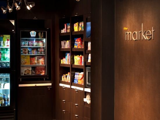 Фото Courtyard St. Petersburg Clearwater