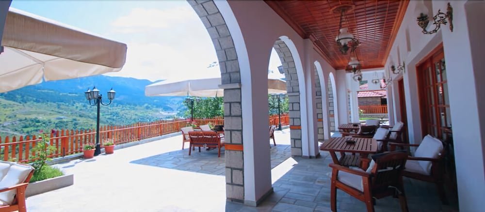 Фото Archontiko Metsovou Boutique Hotel