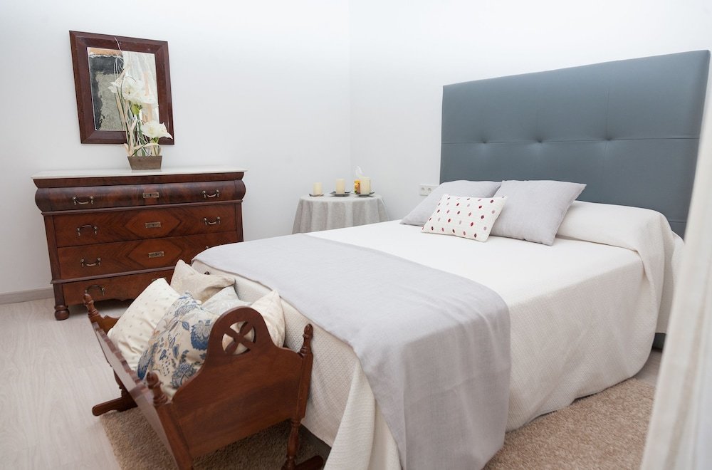 Фото Townhouse Can Peret