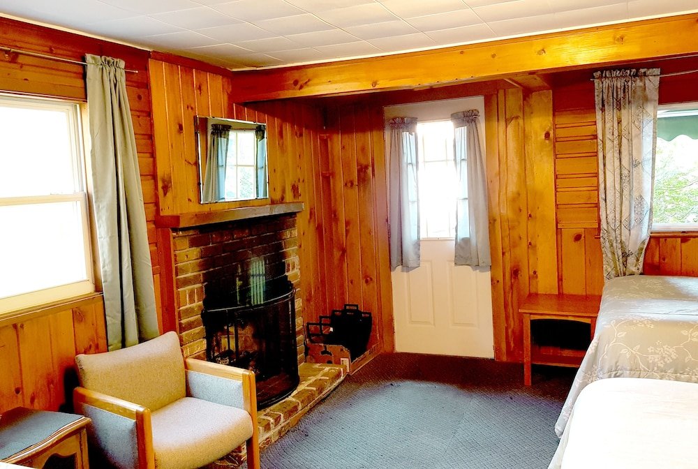 Фото The Wilderness Inn