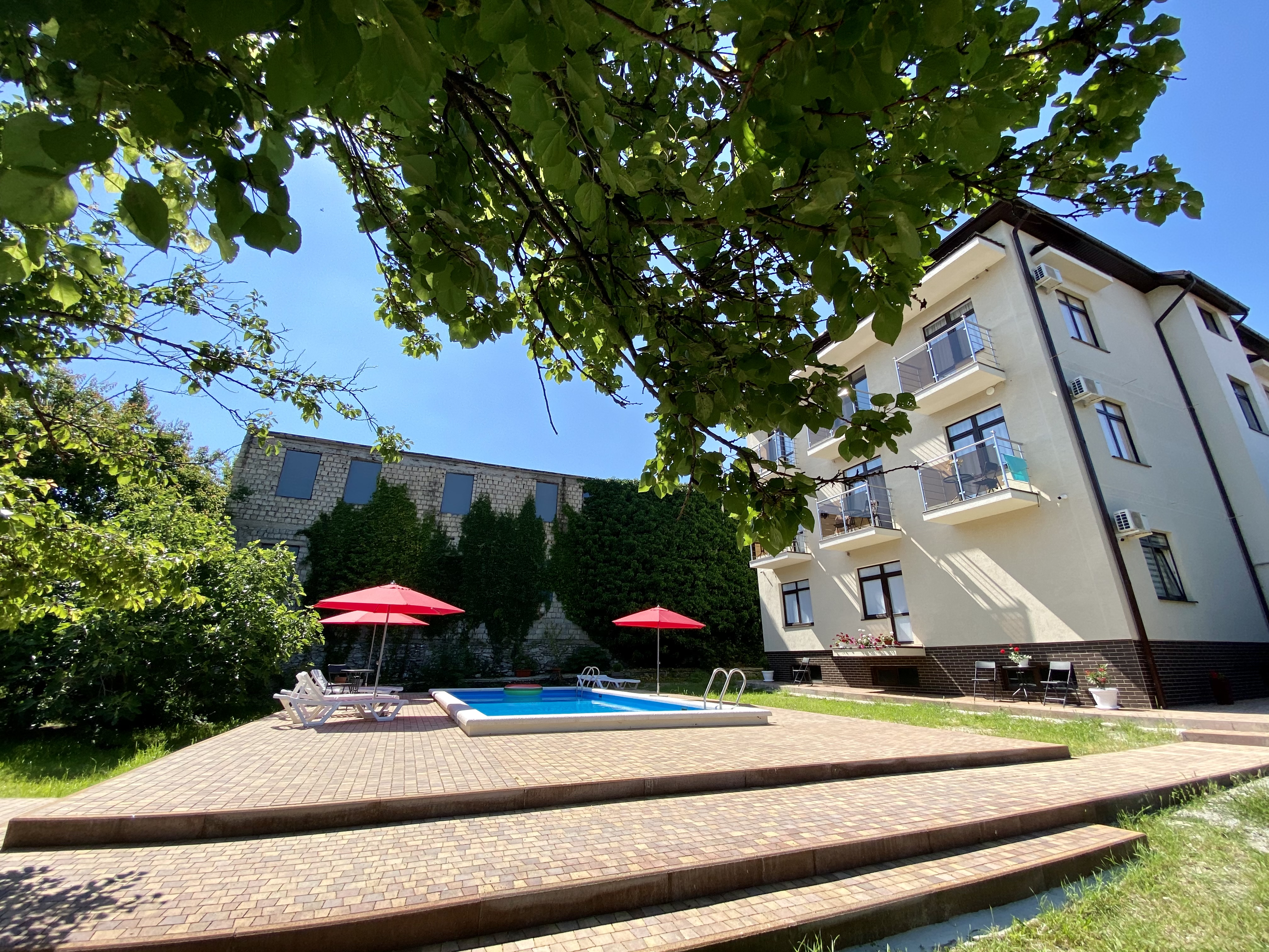 Фото отеля 3