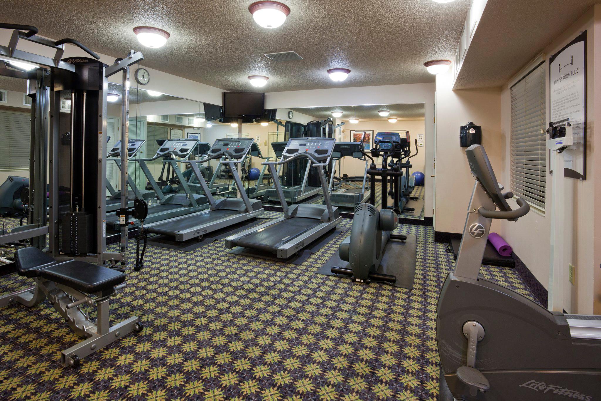 Фото Candlewood Suites Eagan Arpt South - Mall Area, an Ihg Hotel