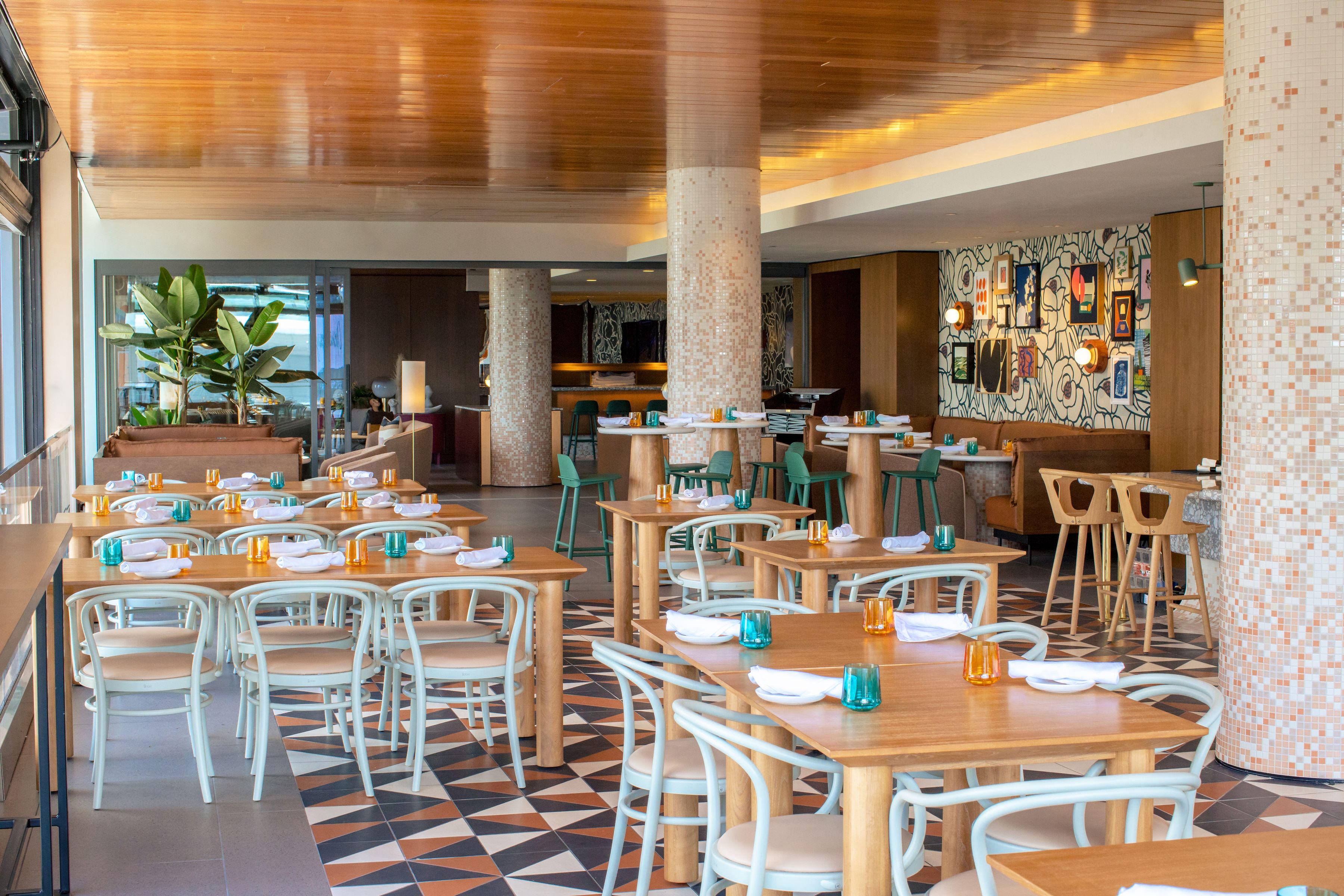 Фото Omni Boston Hotel at the Seaport