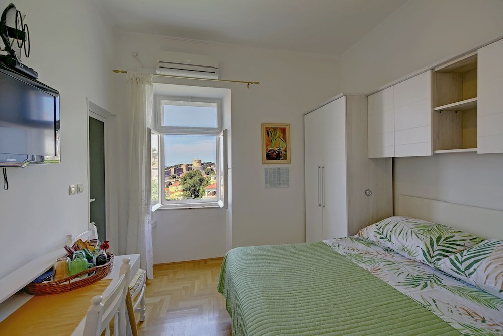 Фото Guest House Gugily