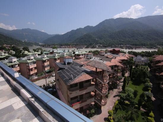 Фото Hotel Vasundhara Palace Rishikesh