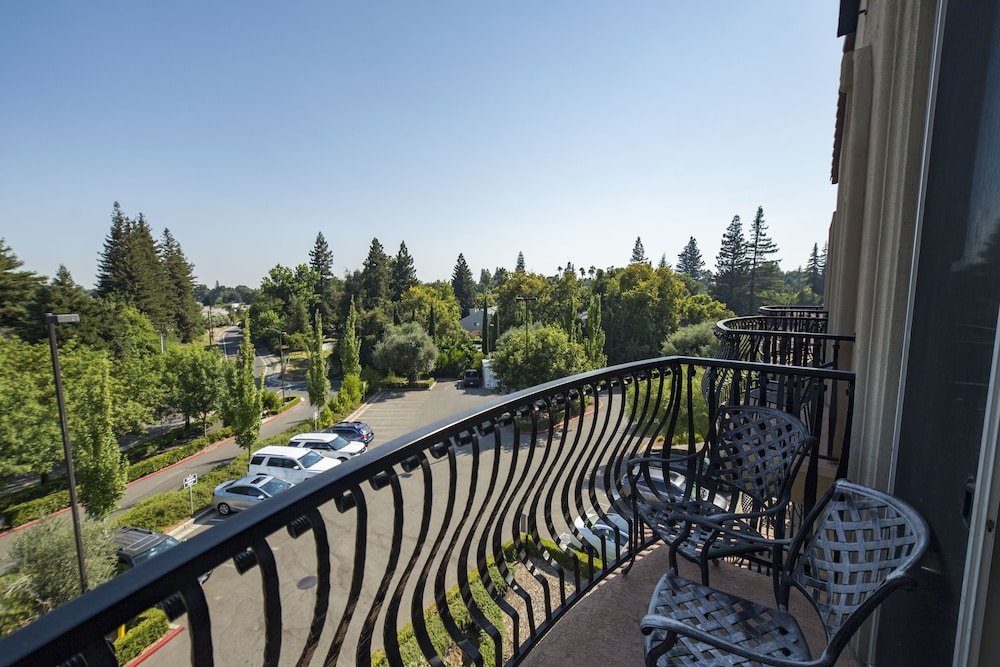 Фото The Westin Sacramento