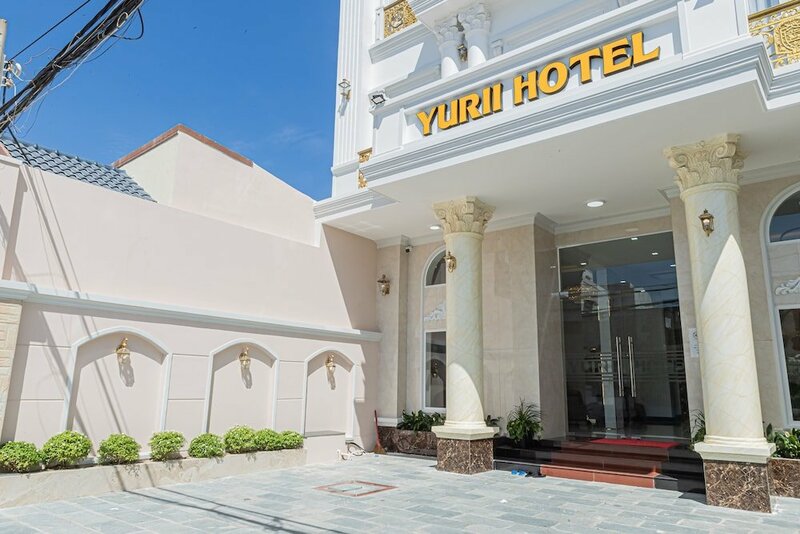 Гостиница Yurii Hotel в Фантхьете