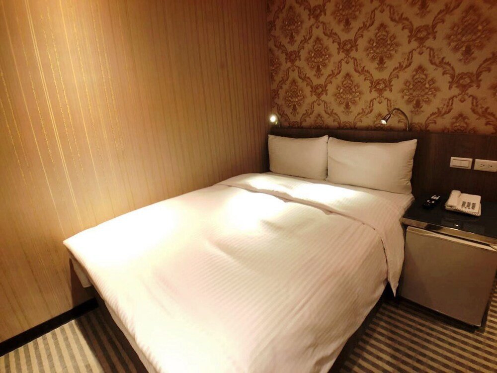 Фото Red 13 apartment