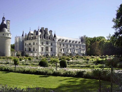 Внешний вид отеля ibis Tours Centre Gare в Туре, фото 3