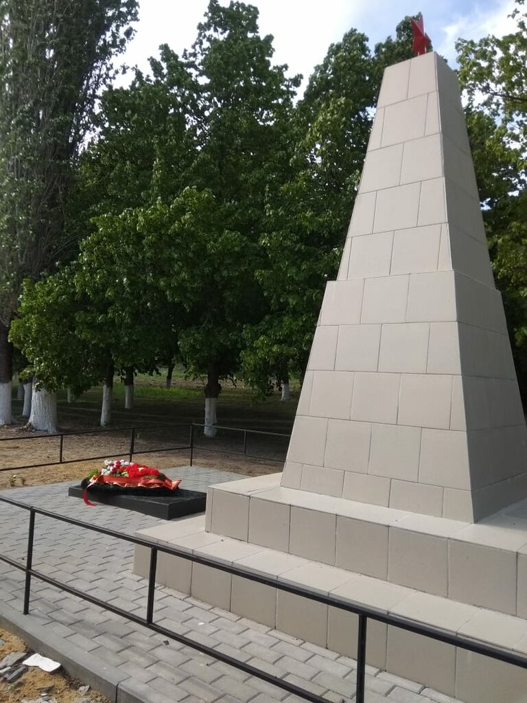 Monument, memorial Братская могила воинов, погибшим в годы Великой Отечественной войны, Rostov Oblast, photo