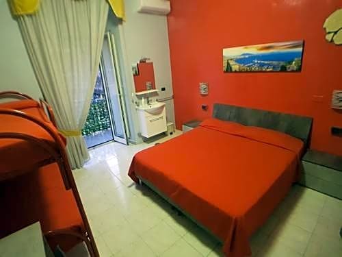 Фото Hotel Ginerva a Napoli