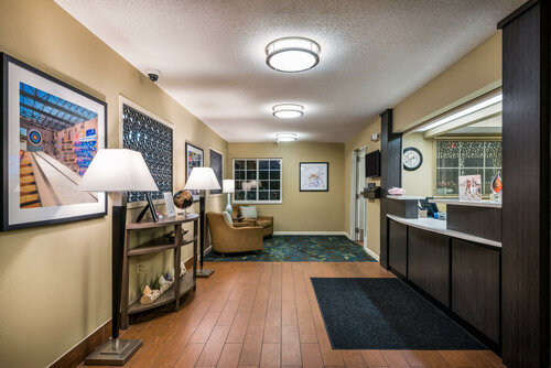 Гостиница Candlewood Suites Richmond-West, an Ihg Hotel