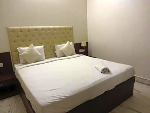 Фото Anamitra Guest House