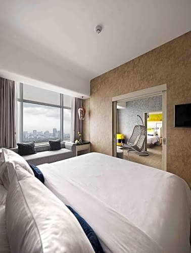 Фото Yello Hotel Harmoni