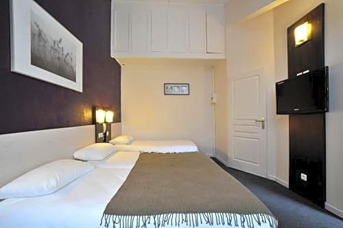 Фото Brit Hotel  Lyon Nord Dardilly